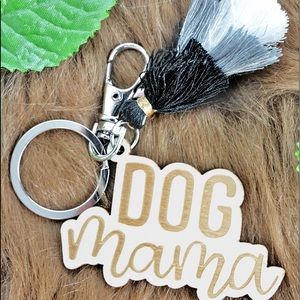 Dog mama keychain